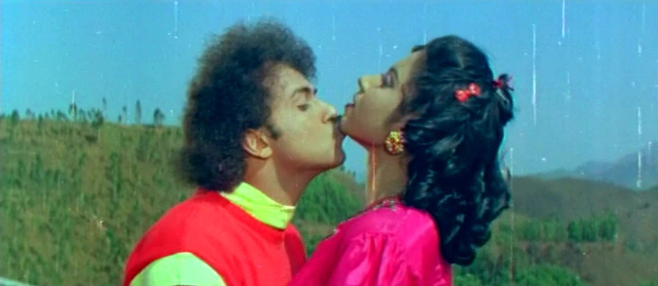 vlcsnap-2022-08-19-17h11m15s240