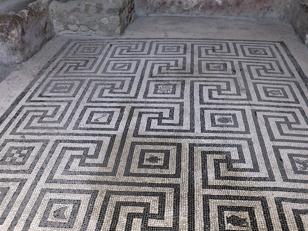 [Image: Herculaneum-Women-s-Baths-14732688117.jpg]