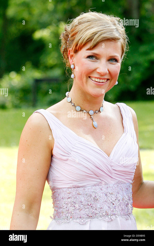princess-martha-louise-of-norway-arrive-for-the-goverment-dinner-held-D59B95