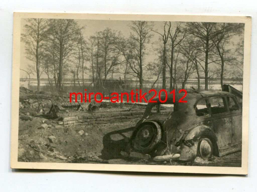 Foto, zerstörter PKW des Generalmajor Weber, Kap