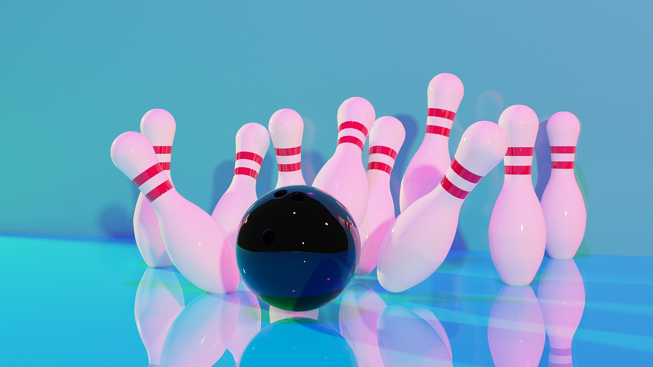 blacknwhite-bowling-6521873-1280.jpg