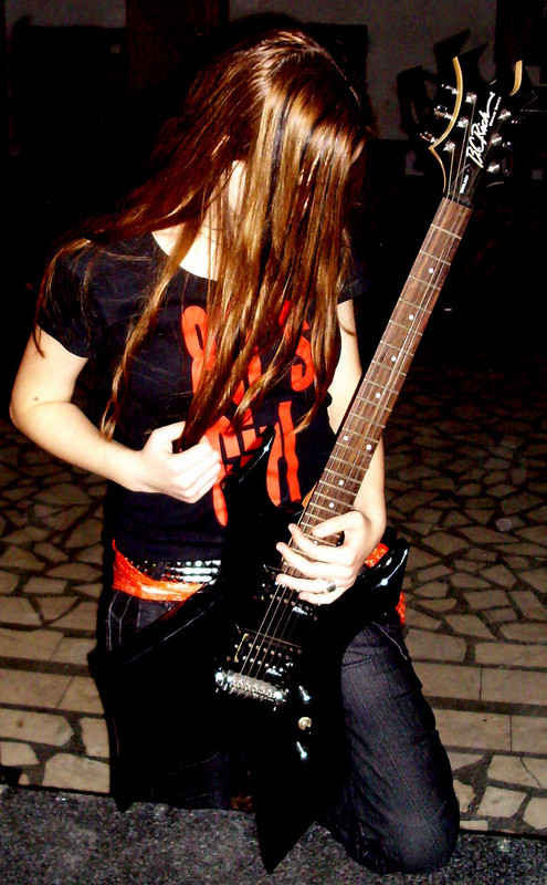 guitar_by_novemberof89-d34n4cc