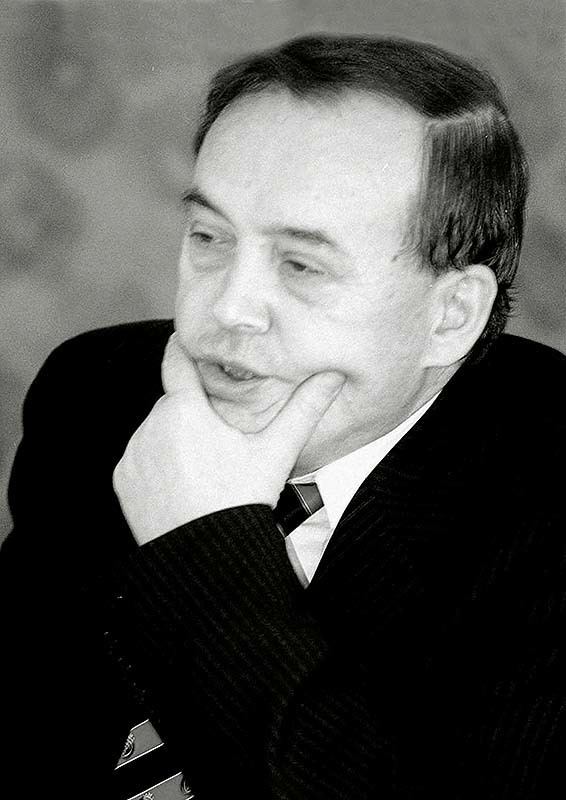 stipe-uvar-e31cf6ca-cb89-436b-8cff-1256df451ce-resize-750