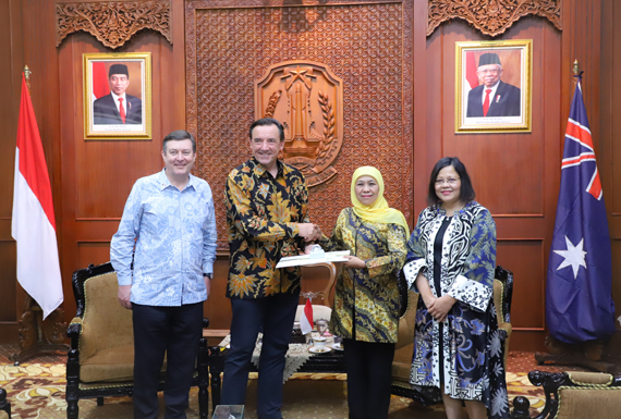 Gubernur Khofifah Ajukan Kerjasama Sektor Maritim Dan Pendidikan Vokasi Pada Australia Barat