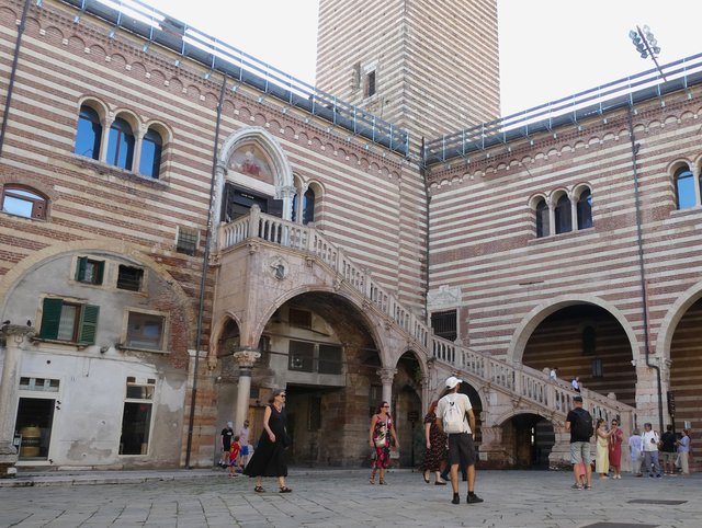DÍA 8 – Verona / Ópera en Arena di Verona - Dolomitas y noreste de Italia en verano de 2025 (27)