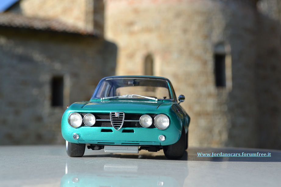 ALFA-ROMEO-1750-GTAm-SPECIALE-aa