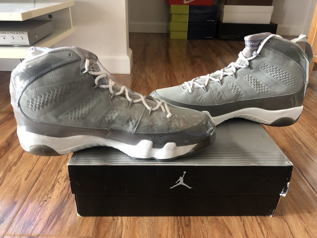 DS 2002 Nike Air Jordan IX 9 Retro Cool Grey 302370-011 sz DS 2002 Nike Air Jordan IX 9 Retro Cool Grey 302370-011 sz