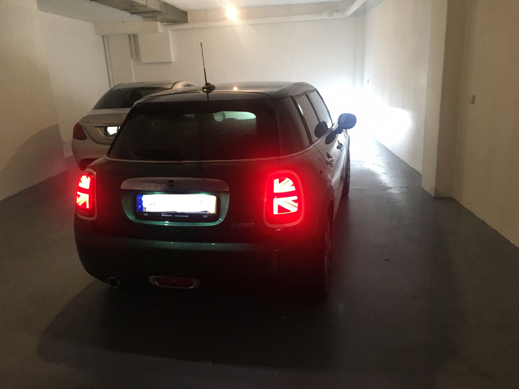 2DE56A3D-3F34-462C-A233-D6C3A992F772