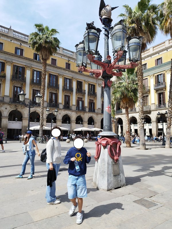 Dia 3. Viernes 19 de Abril. Ramblas y mas. - Barcelona 2025 (21)
