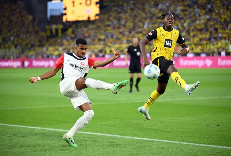 Dự đoán bóng đá, phân tích kèo Frankfurt vs Dortmund, 00h30 ngày 29/10