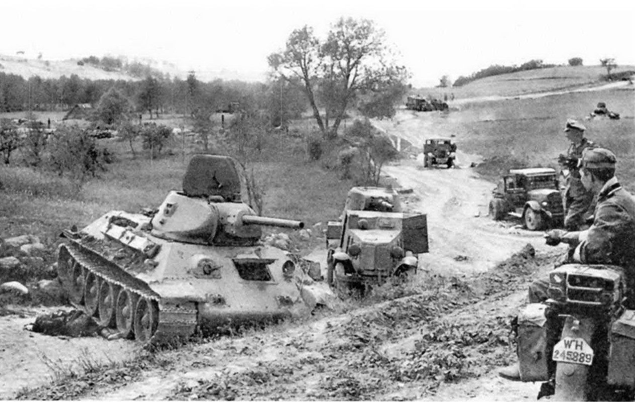 Т-34_41_Л_117   БА-10 (2)