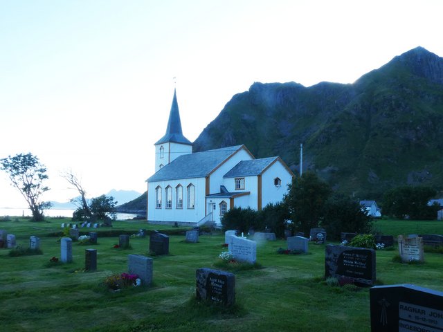 12 días por Noruega: Bergen - Tromsø - Islas Lofoten - Oslo - Blogs de Noruega - DÍA 6 – LOFOTEN: KABELVÅG-HENNINGSVÆR-GIMSØY-BUKSNES-BALLSTAD- ¡y AURORAS! (16)