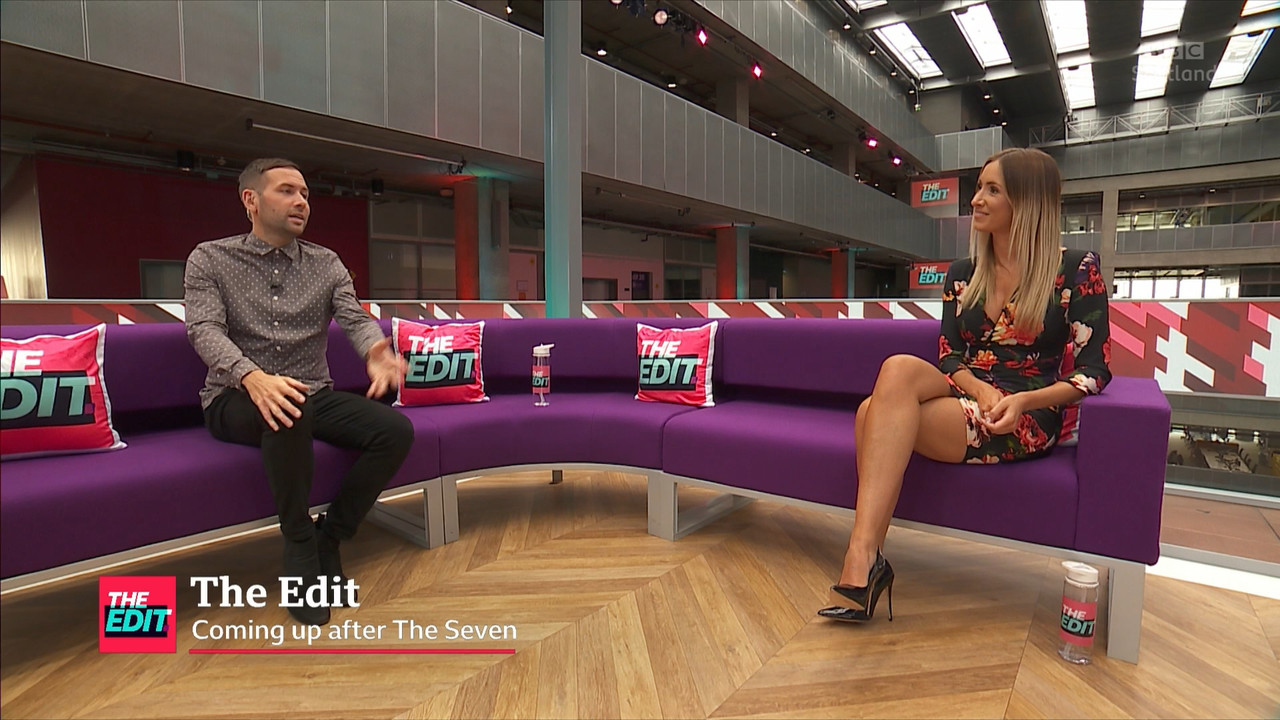 09.04 - 19.15.00 - The Edit  ᴺᵉʷ. S02E06 The best of the week's enter....ts_snapshot_04.14.432