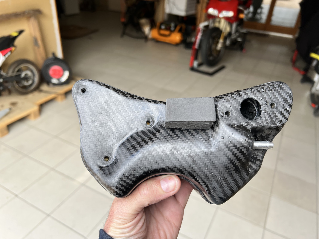 F45A7AED-691E-424C-B0A7-200FA067998F