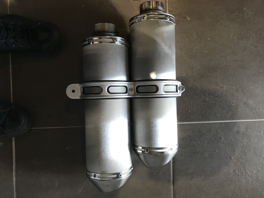 7502E902-4E60-41FB-9B48-956A3A6608C1