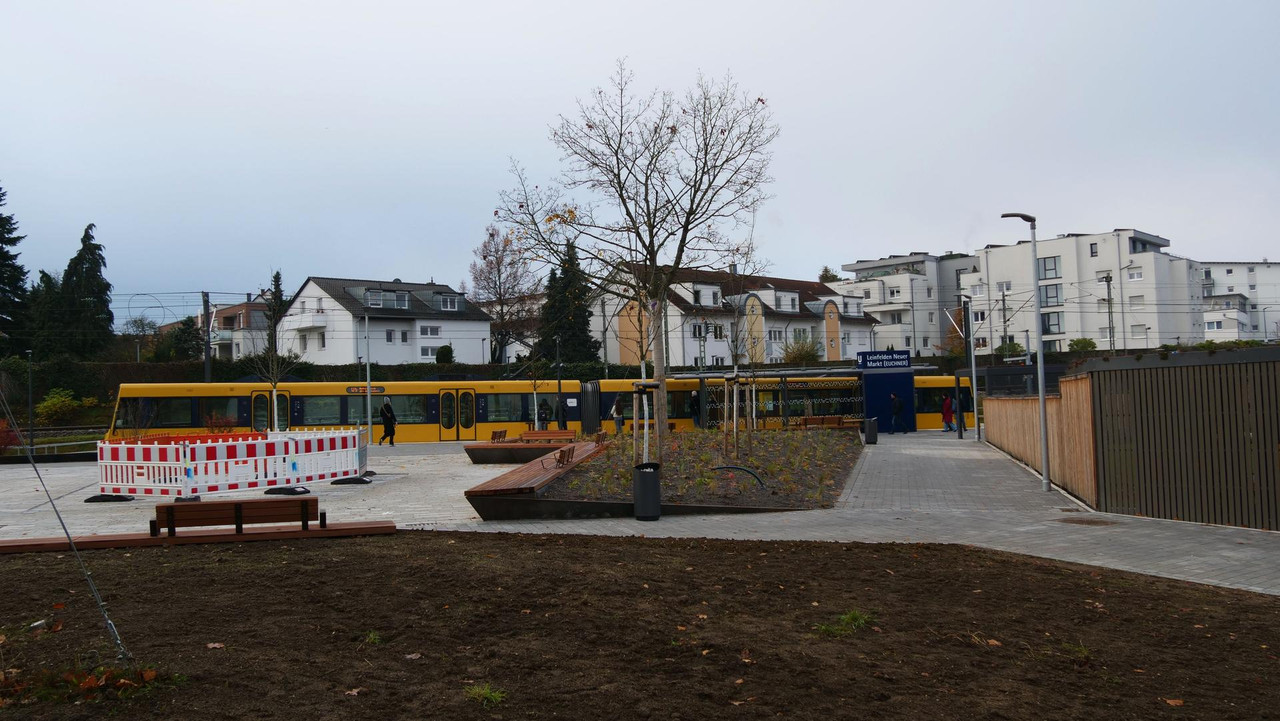 [Bild: 081125-091251-182b.jpg]