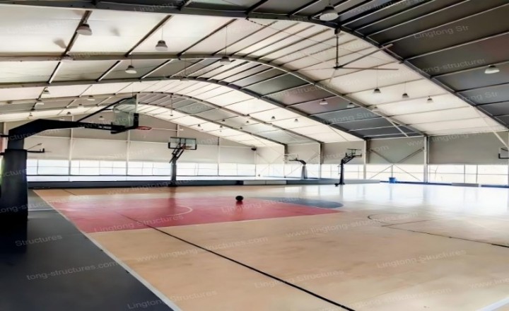 Year-round comfortable basketball tent with ventilation and air conditioning systems