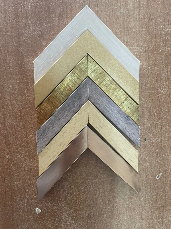 Exemplo moldura lisa 1