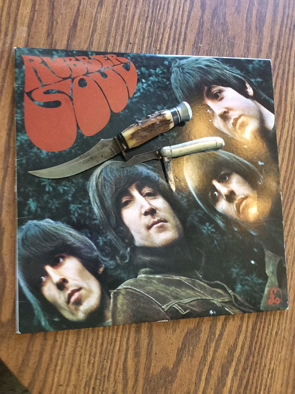 5B298622-E8DA-4FE0-A3D2-8F31BC3AC8FF