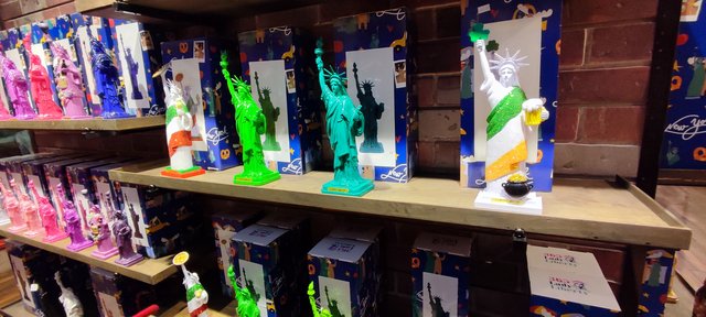 Vista icónica en Dumbo, bicis Central Park, Museo Historia y Little Italy - Nueva York y Cataratas del Niágara 2023 (47)