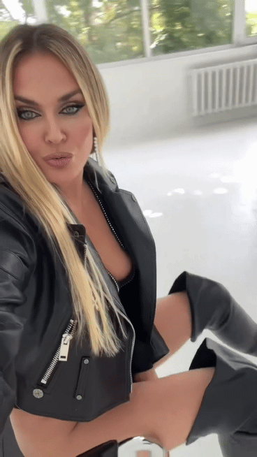 4E47F7FECF2189C73F0F016CF48315BA_video_dashinit_1