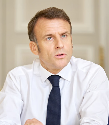 https://i.postimg.cc/3Jdhq9s3/Maurice-Carilac.jpg