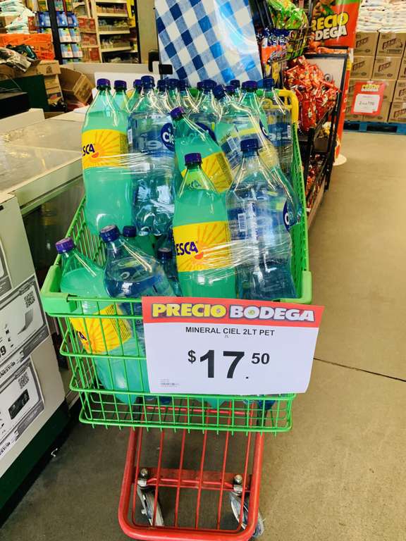 Bodega Aurrerá, Agua mineral ciel 2lt + fresca 2lt 
