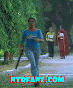 genelia-angry-coming-to-hit-karra-pattukoni-ravadam-anthu-choost.gif