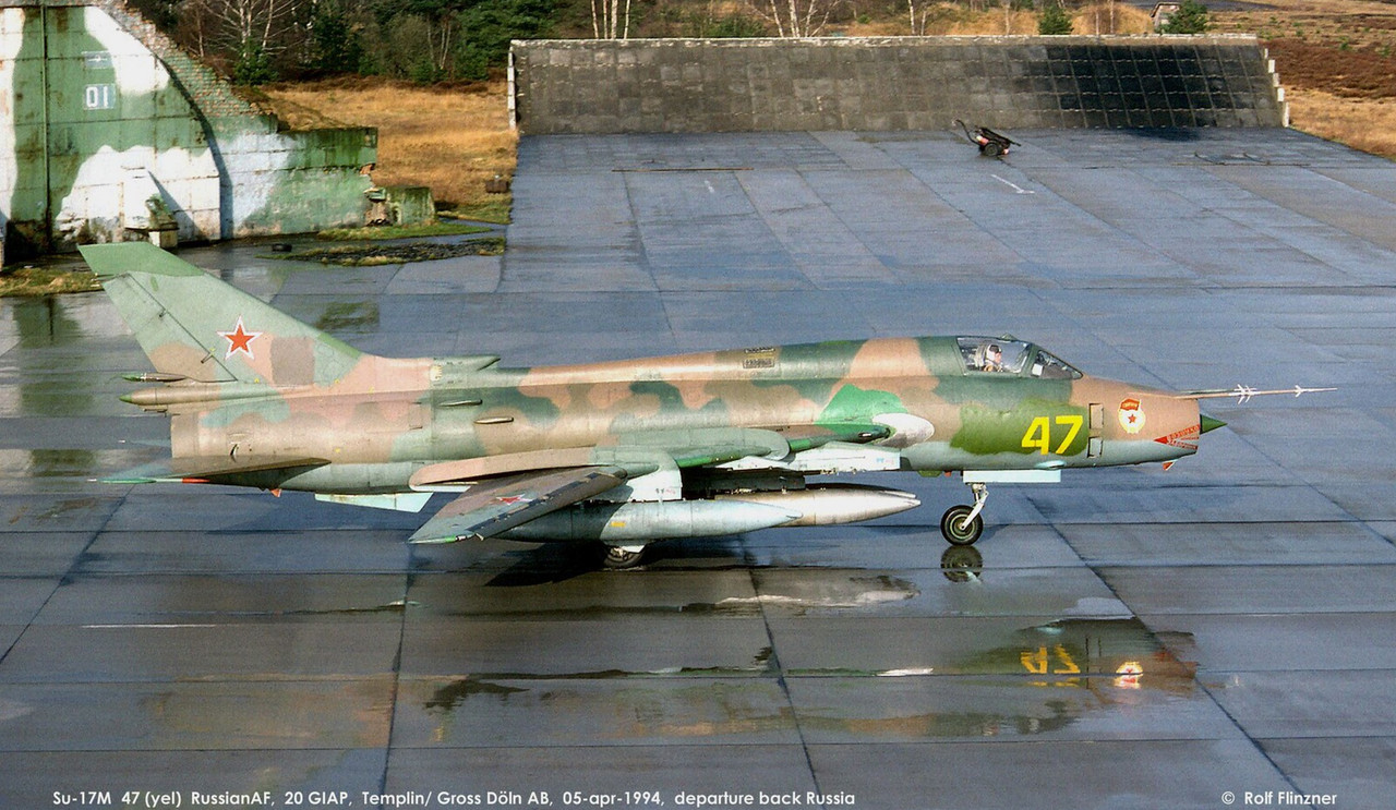 20 GvAPIB Su-17M4 47 yellow_15818 (3)