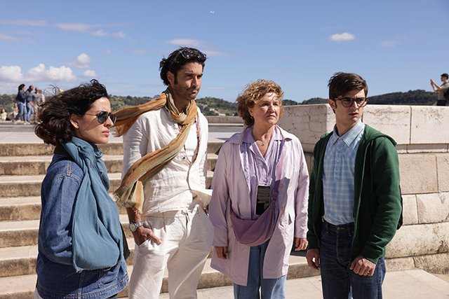 LA SERIE “SI ES MARTES, ES ASESINATO” EN RODAJE CON ÁLEX GARCÍA, INMA CUESTA, ANNA WAGENER Y PEDRO CASABLANC