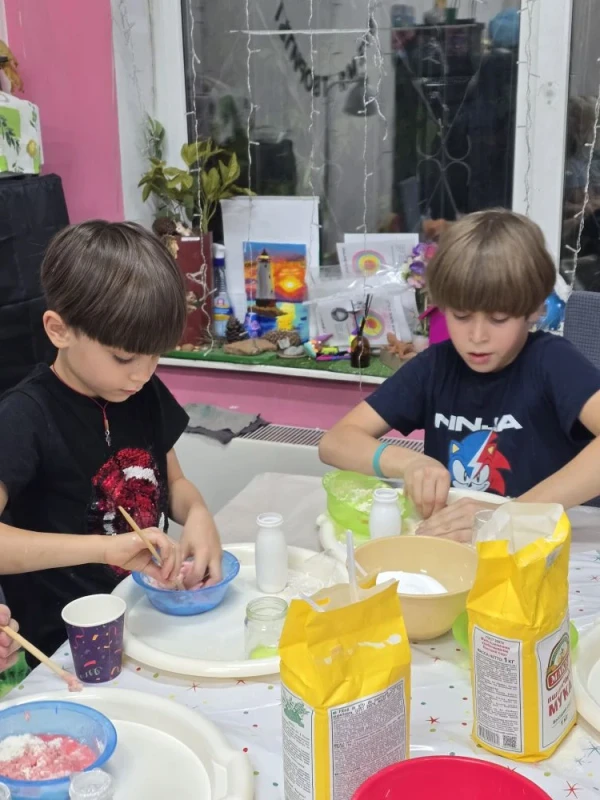 efe640c8 bf6d 456b 8dcf 7a14fc24485f