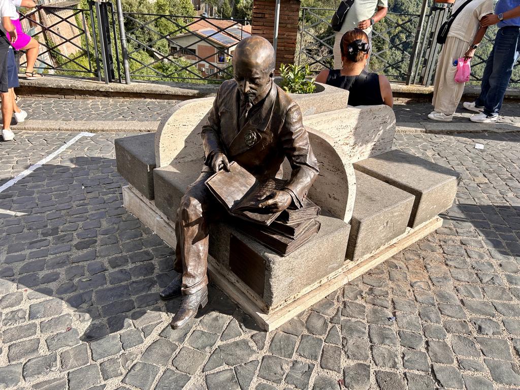 Жаркий сентябрь на побережье Тирренского моря. Жаркий сентябрь на побережье Тирренского моря.