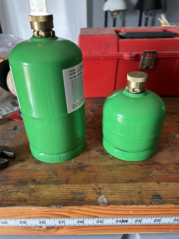 AC168E9B-DFC5-4C98-96CD-7C859D9A32DB