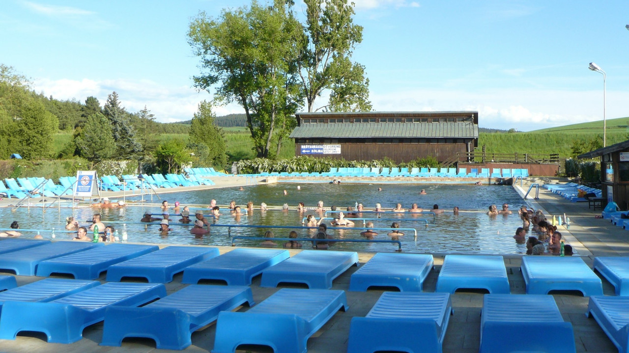 [Obrazek: 52a13f294567f3ba.jpg]