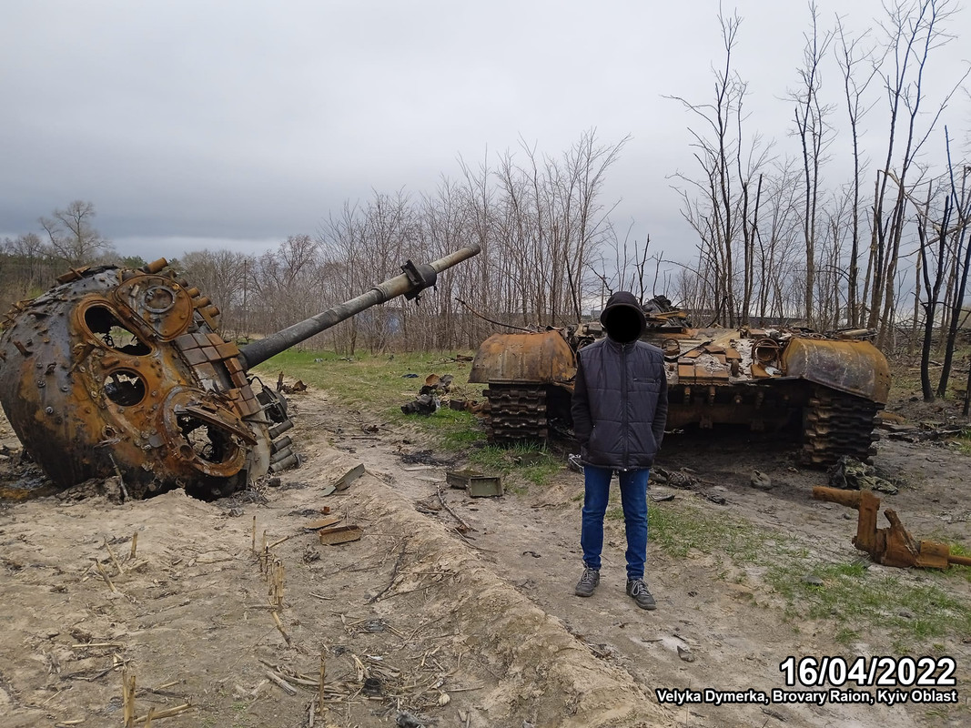 2022-04-16 T-72A destroyed Velyka Dymerka