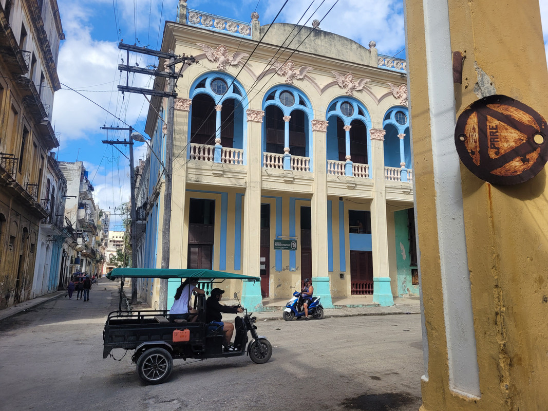 Внезапная поездка. Cuba, tengo un hambre de pingon! Варадеро-Гавана.  Конец декабря 2024
