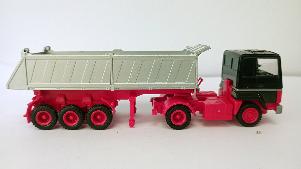 Mach (3900)