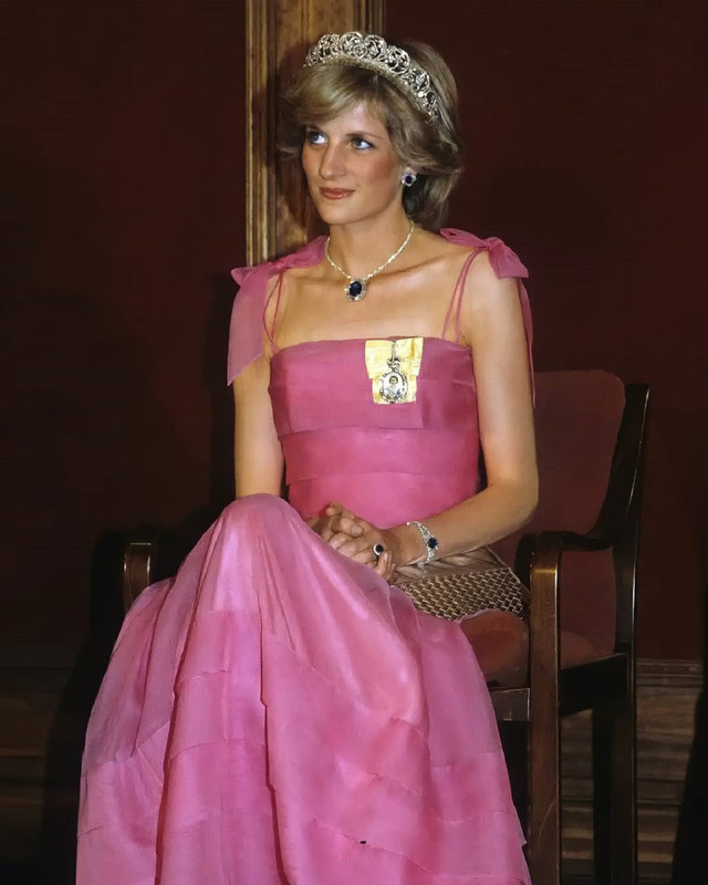 Lady Di ¿Cómo y quién diseñó su vestido favorito?