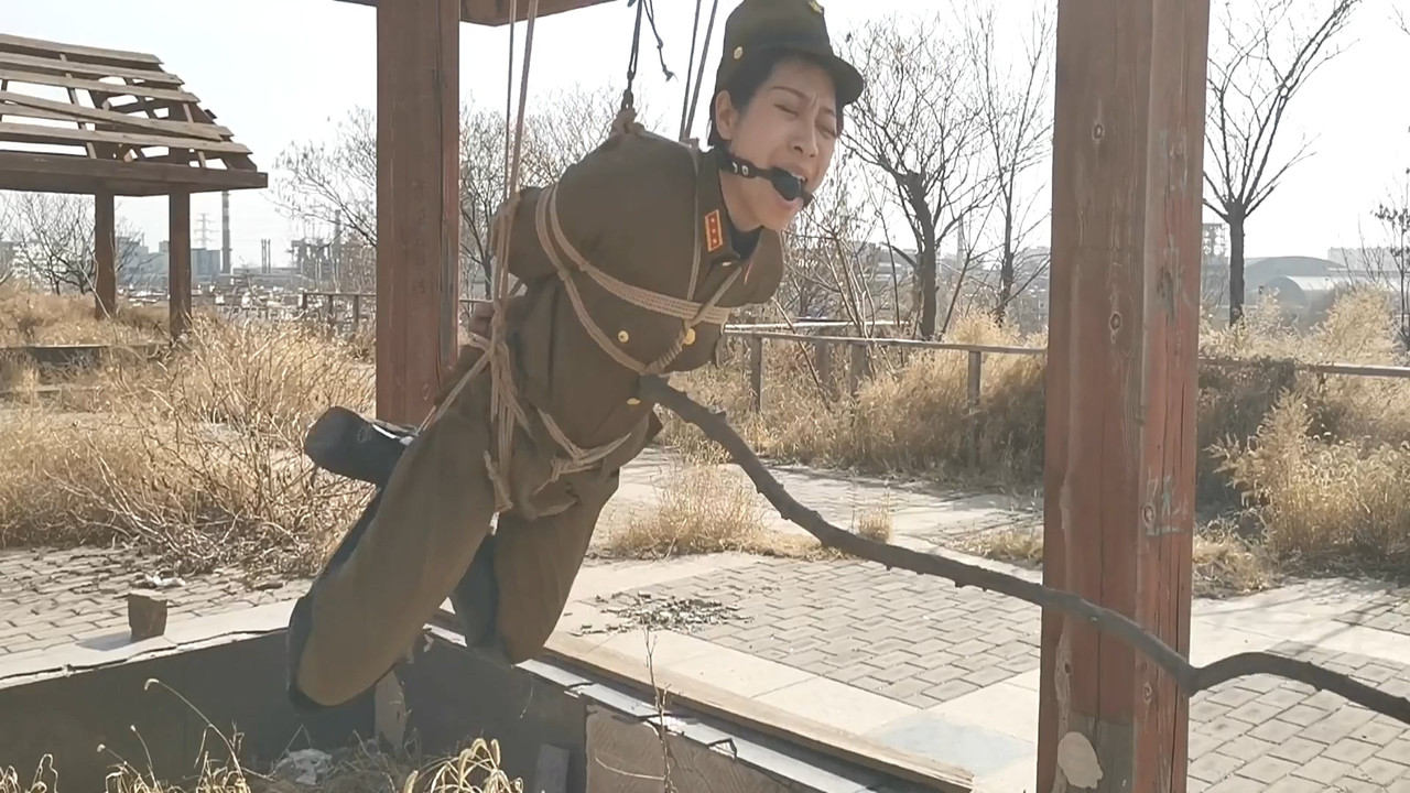 飞天原创 这一次把光杆司令官云儿押到谎无人烟的山顶上.mp4_20210326_093244.903