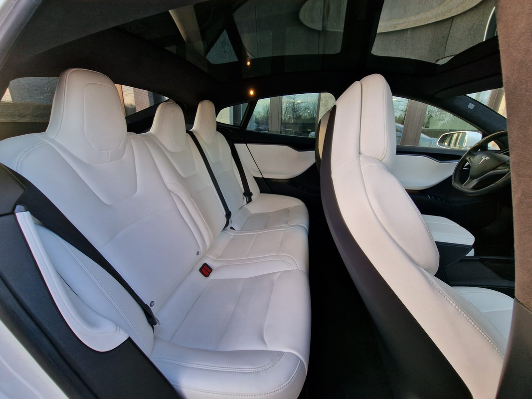 428bed37-468b-4230-b76d-53d12a75bc7d