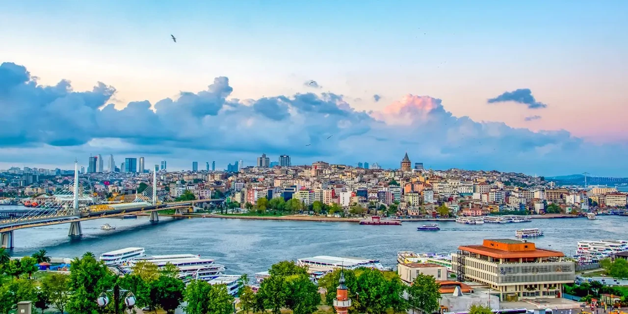 بالن سواری و شام رمانتیک در ترکیه برای ماه عسل