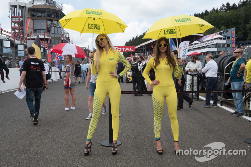 bes-24-hours-of-spa-2018-mann-filter-grid-girls