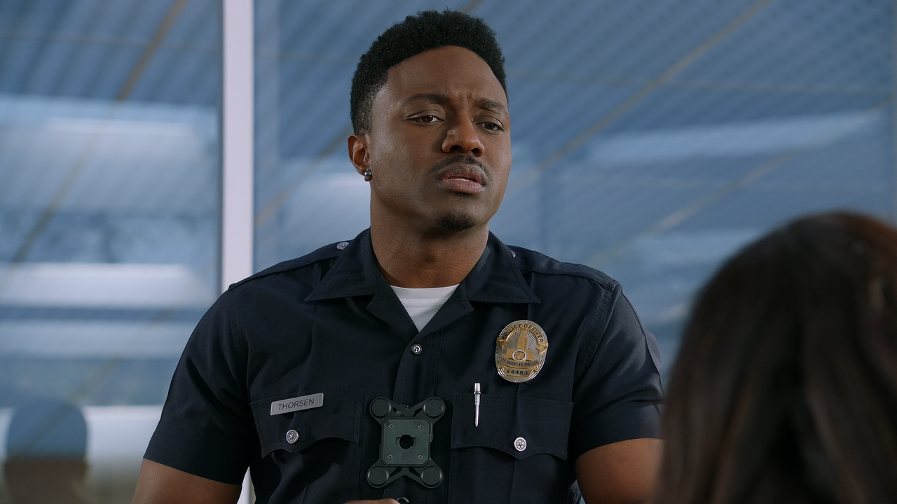 The.Rookie.S05E20.S.T.R.1080p.10bit.AMZN.WEB-DL.DDP5.1.HEVC-Vyndros.mkv_snapshot_06.18_[2023.04.21_0