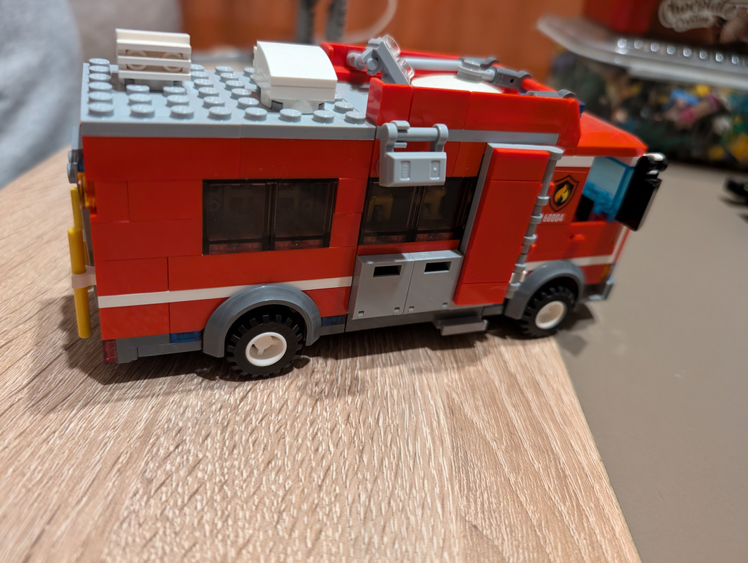 PXL_20241029_180940892