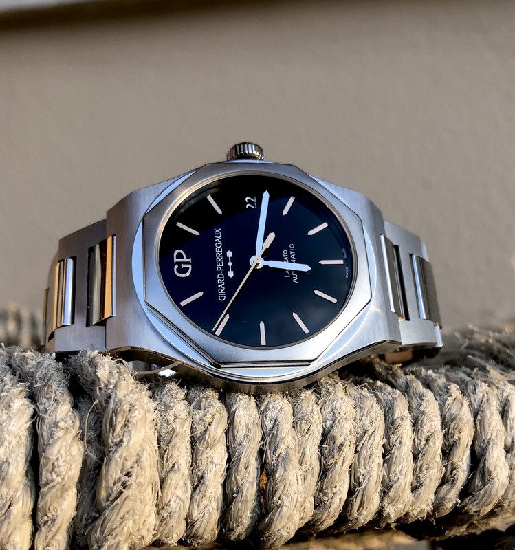 4EDD2A09-58BC-4A95-B512-CF7E3BF386F7