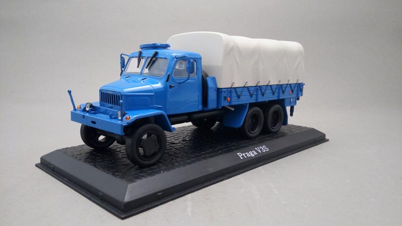 Praha V3S 1953 blue  (1)