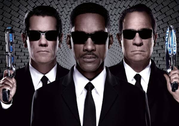 Men In Black 3 (2012) Hindi Dubbed Men In Black 3 (2012) Hindi Dubbed