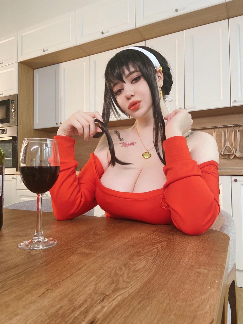 Alina Becker 约尔 Yor Forger 红色毛衣 Cosplay 间谍过家家写真【63P-60.5M】插图8