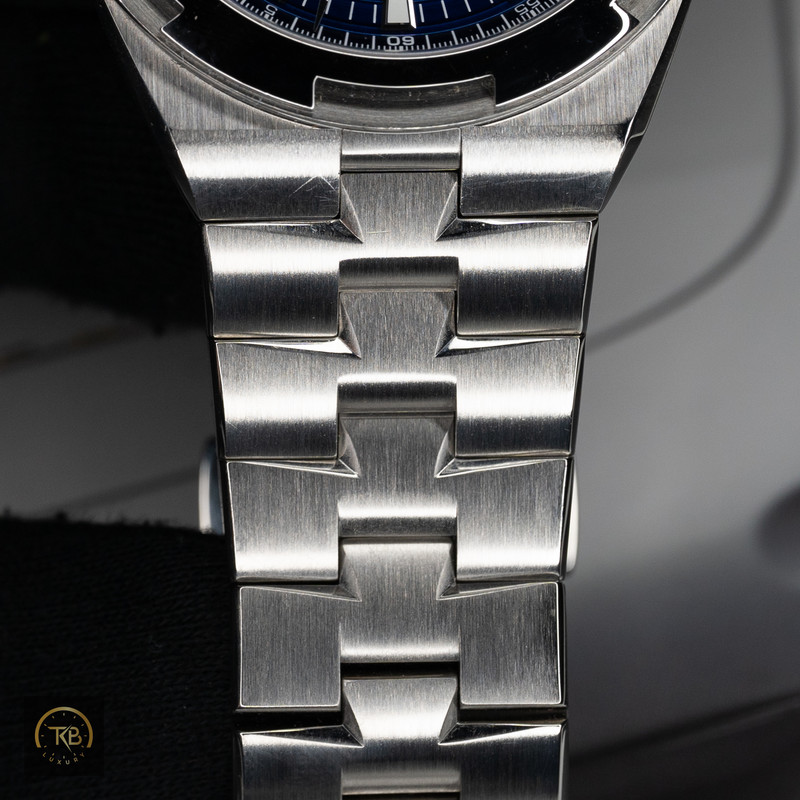Vacheron Constantin Overseas - Image 9