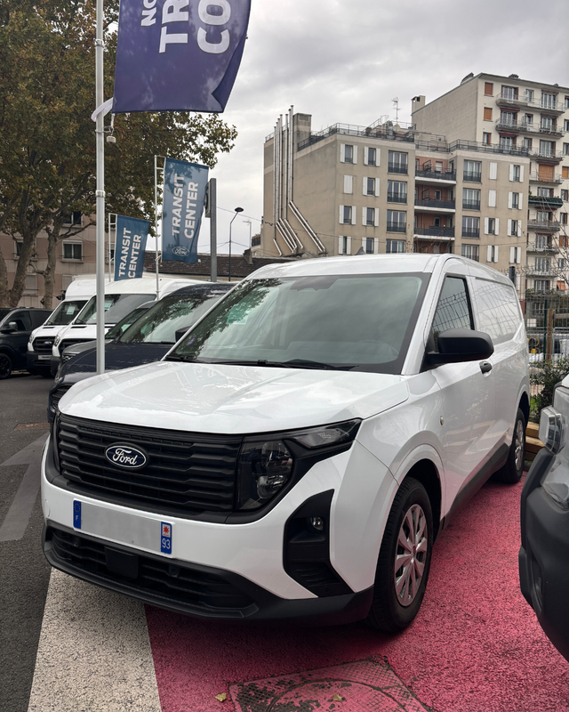 FORD TRANSIT COURIER FOURGON TRANSIT COURIER FGN 1.5 ECOBLUE 100 BVM6 LIMITED